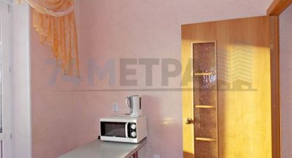 Снять квартиру 1 комнатную, 36 кв. м., Россия, г. Челябинск. Фотография №8