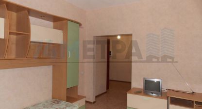 Снять квартиру 1 комнатную, 40 кв. м., Россия, г. Челябинск. Фотография №8