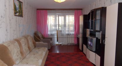 Снять квартиру 2-х комнатную, 45 кв. м. Фотография №1 Сдам квартиру 2-х комнатную с общей площадью 45м2, 3/5 эт., на улице Пети калмыкова ул, Металлургический район район, г. Челябинск, Челябинская обл., Россия, агентство 74 метра. Фотография №1