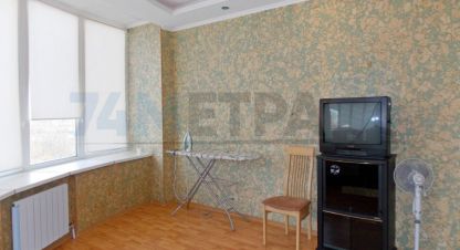 Снять квартиру 3-х комнатную, 100 кв. м., Россия, г. Челябинск. Фотография №9