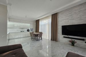 Продам дом 7-ти комнатный с общей площадью 210м2, на улице Им фурманова проезд, г. Краснодар, Краснодарский край, Россия, агентство Аурус-Риэлт Продам дом 7-ти комнатный с общей площадью 210м2, на улице Им фурманова проезд, г. Краснодар, Краснодарский край, Россия, агентство Аурус-Риэлт