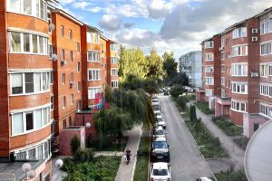 Продам квартиру 2-х комнатную с общей площадью 68.3м2, 3/5 эт., на улице Ясенковский проезд, Центральный район, г. Щёкино, Тульская обл., Россия, агентство АН Астория Продам квартиру 2-х комнатную с общей площадью 68.3м2, 3/5 эт., на улице Ясенковский проезд, Центральный район, г. Щёкино, Тульская обл., Россия, агентство АН Астория