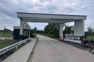 Продам дом 5-ти комнатный с общей площадью 400м2, на улице Тенистая ул, г. Козет аул, Адыгея респ., Россия, агентство Аурус-Риэлт