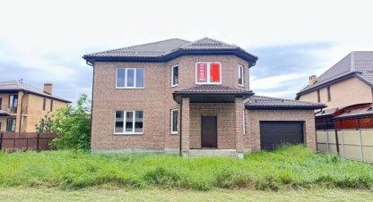 Купить дом 6-ти комнатную, 270 кв. м. Фотография №1 Продам дом 6-ти комнатный с общей площадью 270м2, на улице Парковая ул, г. Козет аул, Адыгея респ., Россия, агентство Аурус-Риэлт. Фотография №1