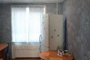 Продам квартиру 4-х комнатную с общей площадью 83.2м2, 1/9 эт., на улице Дружбы народов пр-кт, Правый берег район, г. Усть-Илимск, Иркутская обл., Россия, агентство Агентство Недвижимости "ЖФ-Илим"