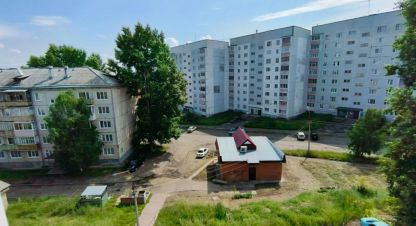 Купить квартиру 2-х комнатную, 44.2 кв. м. Фотография №1 Продам квартиру 2-х комнатную с общей площадью 44.2м2, 5/5 эт., на улице Чайковского, Левый берег район, г. Усть-Илимск, Иркутская обл., Россия, агентство Агентство Недвижимости ЖФ-Илим. Фотография №1