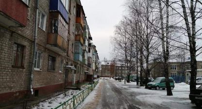 Купить квартиру 2-х комнатную, 49.3 кв. м. Фотография №1 Продам квартиру 2-х комнатную с общей площадью 49.3м2, 5/5 эт., на улице Ленина пр-кт, г. Коряжма, Архангельская обл., Россия, агентство Джойнио. Фотография №1
