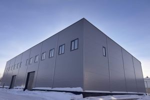 Сдам производственно-складское помещение с общей площадью 1250м2, на улице Дружбы, Заводский район, г. Кемерово, Кемеровская обл., Россия, агентство Джойнио