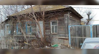 Купить квартиру 1 комнатную, 38.5 кв. м. Фотография №1 Продам квартиру 1 комнатную с общей площадью 38.5м2, 1/1 эт., на улице Октябрьская ул, г. С капустин яр, Астраханская обл., Россия, агентство Джойнио. Фотография №1