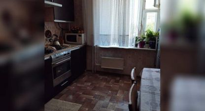 Купить квартиру 2-х комнатную, 62.9 кв. м. Фотография №1 Продам квартиру 2-х комнатную с общей площадью 62.9м2, 2/10 эт., на улице Победная, г. Нижний Новгород, Нижегородская обл., Россия, агентство Джойнио. Фотография №1