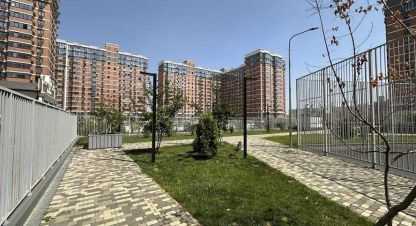 Продам квартиру 1 комнатную с общей площадью 31.8м2, 8/16 эт., на улице Западный обход, г. Краснодар, Краснодарский край, Россия, агентство Джойнио. Фотография №1