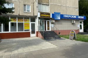 Сдам торговое помещение с общей площадью 60.4м2, на улице Горького, г. Тверь, Тверская обл., Россия, агентство Джойнио