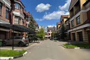 Продам коттедж/дачу 5-ти комнатную с общей площадью 334м2, на улице Киз горки-8 территория, г. Солослово д, Московская обл., Россия, агентство Джойнио