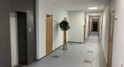 Сдам офисное помещение с общей площадью 35м2, на улице 4-й проезд, Октябрьский район район, г. Самара, Самарская обл., Россия, агентство Джойнио. Фотография №1