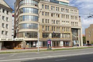 Сдам торговое помещение с общей площадью 220м2, на улице Студёная гора ул, г. Владимир, Владимирская обл., Россия, агентство Джойнио