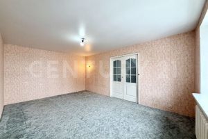 Продам квартиру 3-х комнатную с общей площадью 133.5м2, 5/6 эт., на улице Пирогова ул, г. Чебоксары, Чувашия респ., Россия, агентство CENTURY 21 Россия