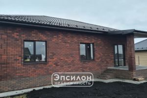 Продам дом 5-ти комнатный с общей площадью 170м2, на улице Луговая, г. Кукуевка, Курская обл., Россия, агентство Эпсилон - недвижимость Продам дом 5-ти комнатный с общей площадью 170м2, на улице Луговая, г. Кукуевка, Курская обл., Россия, агентство Эпсилон - недвижимость