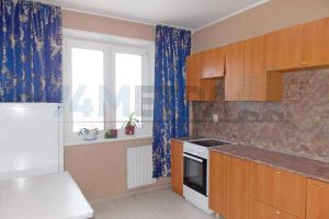 Сдам квартиру 1 комнатную с общей площадью 40м2, 9/10 эт., на улице Электростальская ул, Металлургический район район, г. Челябинск, Челябинская обл., Россия, агентство 74 метра