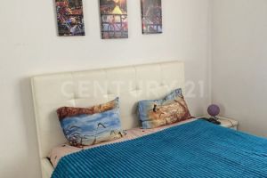 Продам квартиру 3-х комнатную с общей площадью 72м2, 2/10 эт., на улице Пражская ул, г. Кудрово, Ленинградская обл., Россия, агентство CENTURY 21 Россия