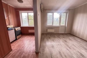 Продам квартиру 1 комнатную с общей площадью 22.1м2, 2/9 эт., на улице Валерии барсовой ул  12, г. Астрахань, Астраханская обл., Россия, агентство Доверие AN