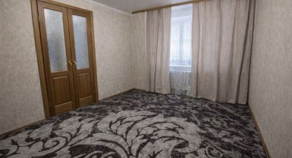 Купить квартиру 2-х комнатную, 40.4 кв. м. Фотография №1 Продам квартиру 2-х комнатную с общей площадью 40.4м2, 1/3 эт., на улице Кирова, г. Астрахань, Астраханская обл., Россия, агентство Доверие AN. Фотография №1