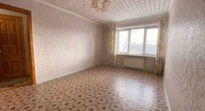 Купить квартиру 1 комнатную, 30.3 кв. м. Фотография №1 Продам квартиру 1 комнатную с общей площадью 30.3м2, 5/5 эт., на улице Тренева ул, г. Астрахань, Астраханская обл., Россия, агентство Доверие AN. Фотография №1