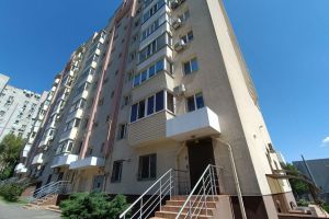 Продам квартиру 2-х комнатную с общей площадью 49м2, 8/10 эт., на улице Артема, Шевченковский район, г. Днепр, Днепропетровская обл., Украина, агентство АН Ваша Планета