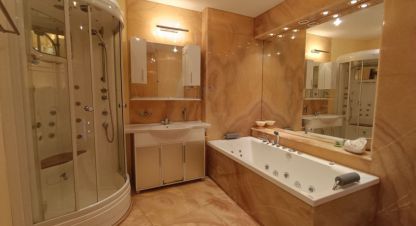 Купить квартиру 3-х комнатную, 167 кв. м., Украина, г. Днепр. Фотография №9