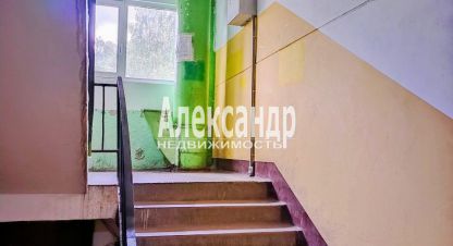 Купить 1 комнатную квартиру на улице Ленинградская выборспортивная  7 подъезд г. Выборг. Фотография №4