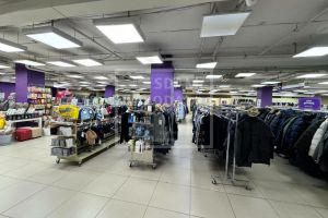 Продам торговое помещение с общей площадью 525м2, на улице Маршала Жукова, г. Уфа, Башкортостан респ., Россия, агентство СдамПродам