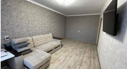 Купить квартиру 2-х комнатную, 50 кв. м. Фотография №1 Продам квартиру 2-х комнатную с общей площадью 50м2, 4/9 эт., на улице Ленина, г. Орск, Оренбургская обл., Россия, агентство ЦН Авега. Фотография №1