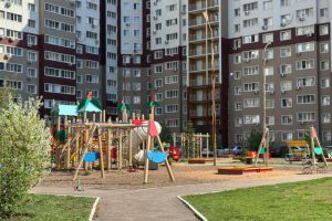 Продам квартиру 1 комнатную с общей площадью 38м2, 7/17 эт., на улице Фронтовиков, г. Оренбург, Оренбургская обл., Россия, агентство ЦН "Авега"