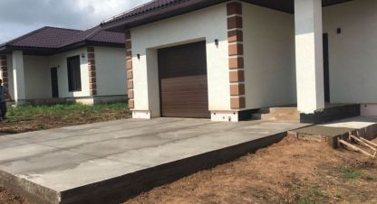 Продам дом с общей площадью 132м2, на улице Красноармейская, г. Подгородняя покровка, Оренбургская обл., Россия, агентство ЦН Авега. Фотография №1