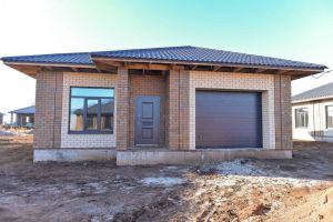 Продам дом с общей площадью 100м2, на улице Переволоцкая, г. Подгородняя покровка, Оренбургская обл., Россия, агентство ЦН "Авега"