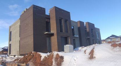 Продам коттедж/дачу с общей площадью 178м2, на улице Лазурная, г. Ленина, Оренбургская обл., Россия, агентство ЦН Авега. Фотография №1