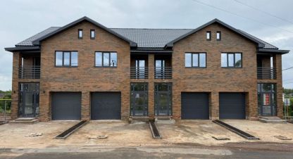 Продам коттедж/дачу 3-х комнатную с общей площадью 135м2, на улице Школьная, г. Посёлок ленина, Оренбургская обл., Россия, агентство ЦН Авега. Фотография №1