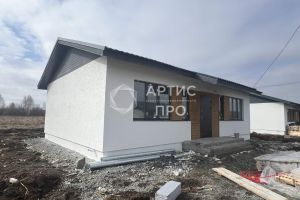 Продам дом 4-х комнатный с общей площадью 107.5м2, на улице 12-й кианитовый проезд, г. Екатеринбург, Свердловская обл., Россия, агентство Артис Про