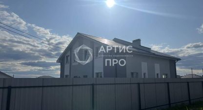 Купить коттедж/дачу 3-х комнатную, 79.7 кв. м. Фотография №1 Продам коттедж/дачу 3-х комнатную с общей площадью 79.7м2, на улице Гагарина (морозовские дачи мкр) ул, г. Курганово, Свердловская обл., Россия, агентство Артис Про. Фотография №1