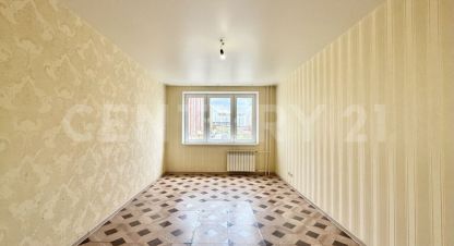 Продам квартиру 2-х комнатную с общей площадью 63.4м2, 2/10 эт., на улице Геннадия Айги пр, г. Чебоксары, Чувашия респ., Россия, агентство CENTURY 21 Россия. Фотография №1