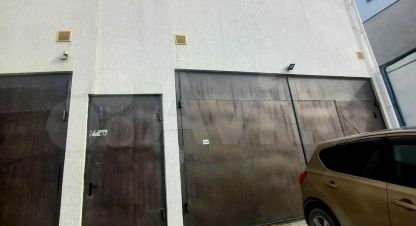 Купить гараж/паркинг, 92 кв. м. Фотография №1 Продам гараж/паркинг с общей площадью 92м2, г. Феодосия , Крым авт. респ., Россия, агентство АН Метр Крым Сочи. Фотография №1