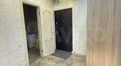 Продам квартиру 1 комнатную с общей площадью 56.3м2, 1/12 эт., на улице Черноморская набережная, г. Феодосия , Крым авт. респ., Россия, агентство АН Метр Крым Сочи. Фотография №1