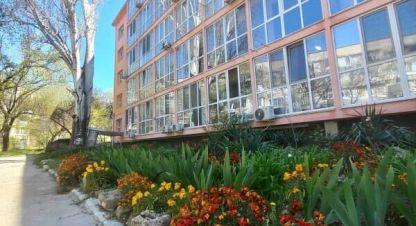 Продам квартиру 1 комнатную с общей площадью 15.7м2, 1/5 эт., на улице Калинина, г. Феодосия , Крым авт. респ., Россия, агентство АН Метр Крым Сочи. Фотография №1