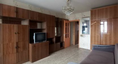 Продам квартиру 1 комнатную с общей площадью 33.8м2, 5/6 эт., на улице Володарского, г. Феодосия , Крым авт. респ., Россия, агентство АН Метр Крым Сочи. Фотография №1