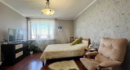 Купить квартиру 2-х комнатную, 56.3 кв. м. Фотография №1 Продам квартиру 2-х комнатную с общей площадью 56.3м2, 6/6 эт., на улице Чкалова, г. Феодосия , Крым авт. респ., Россия, агентство АН Метр Крым Сочи. Фотография №1