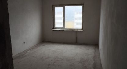 Продам квартиру 2-х комнатную с общей площадью 70м2, 9/10 эт., на улице Параджанова, Шевченковский (октябрьский) район, г. Полтава , Полтавская обл., Украина, агентство АН Галерея недвижимости. Фотография №1