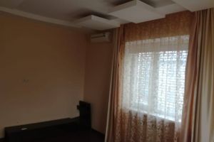 Сдам дом 5-ти комнатный с общей площадью 185м2, на улице Павлодарская, Октябрьский район, г. Ростов-на-Дону, Ростовская обл., Россия, агентство Донской Парус