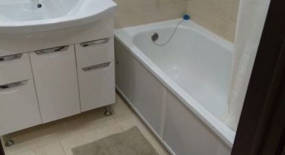 Снять квартиру 3-х комнатную, 75 кв. м., Россия, г. Миллерово. Фотография №8