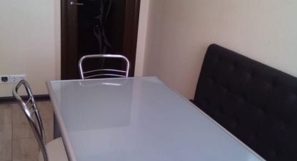 Снять квартиру 3-х комнатную, 75 кв. м., Россия, г. Миллерово. Фотография №9