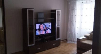 Снять квартиру 3-х комнатную, 75 кв. м., Россия, г. Миллерово. Фотография №10