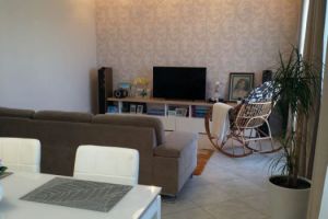 Продам квартиру 3-х комнатную с общей площадью 87м2, 2/3 эт., на улице Заречный пер, г. Прибрежное, Калининградская обл., Россия, агентство ООО "Базис-Недвижимость"